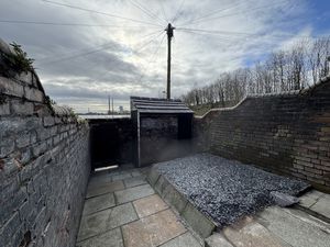 Photo 9- click for photo gallery